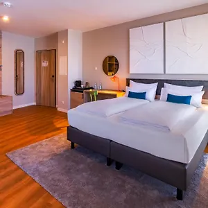Ramada Encore By Wyndham Messe 3*, Μόναχο Γερμανία